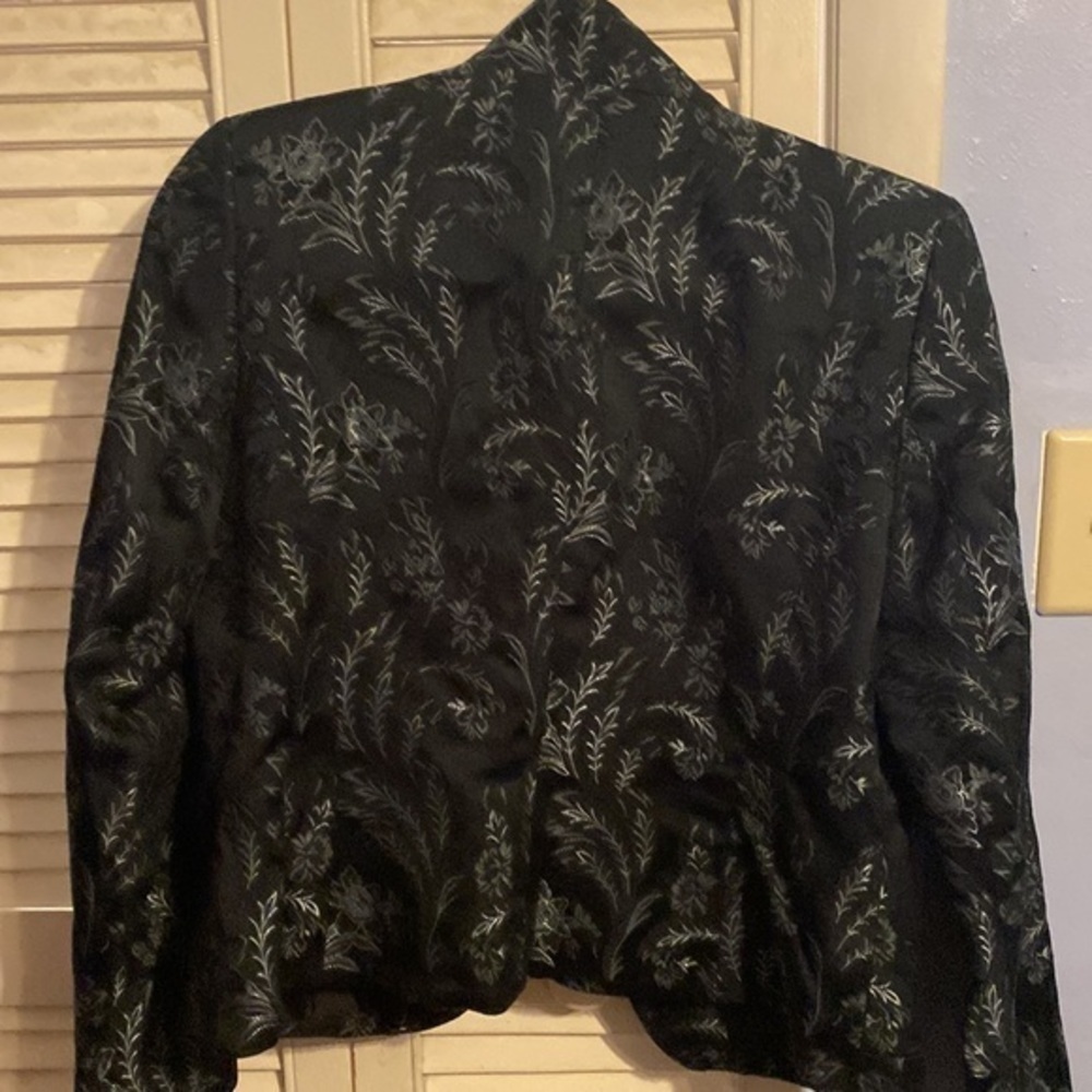 Tape Measure Blazer View 6